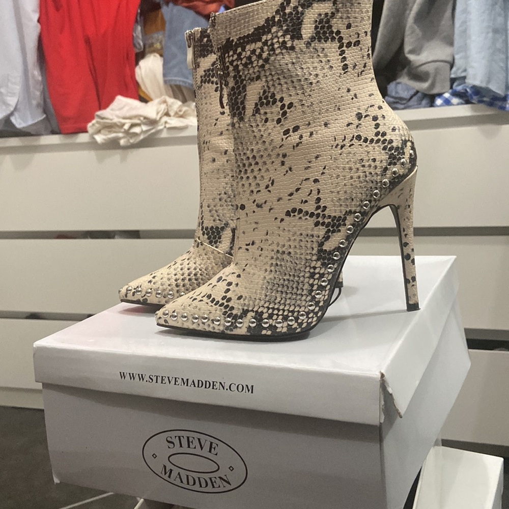 Steve Madden Snake Pointy Booties - image 3